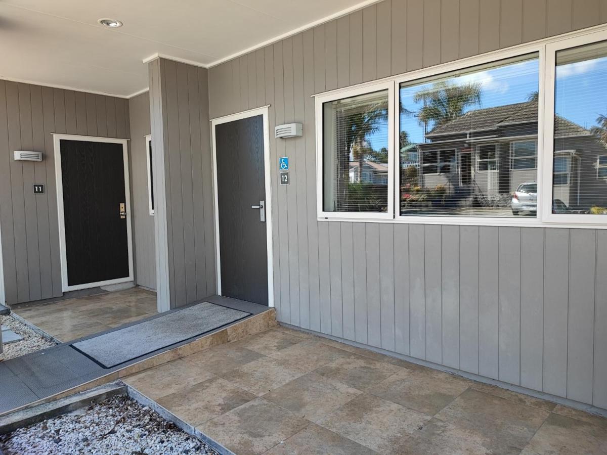 Phoenix Palm Motel Auckland Exterior photo